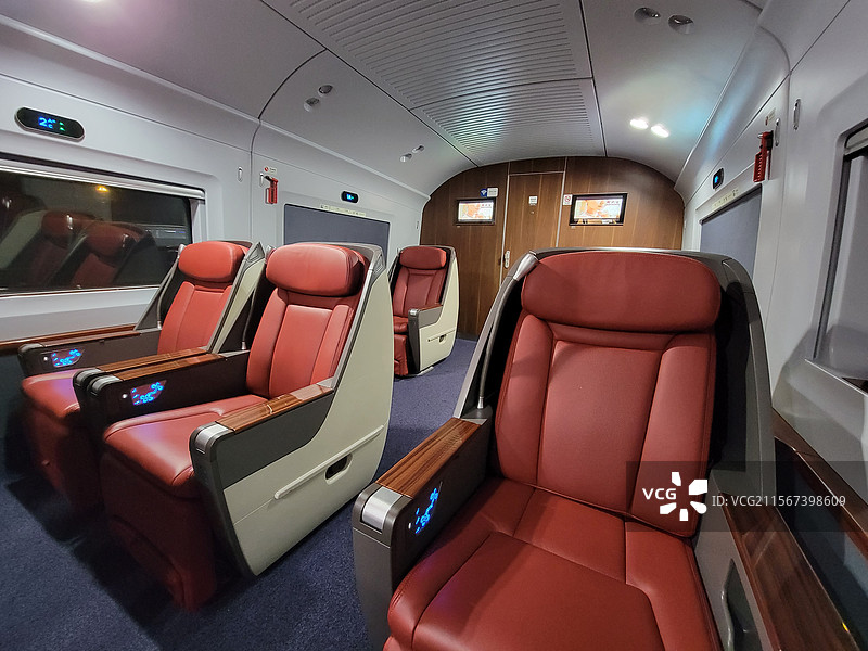 高铁上的头等舱座位图片素材