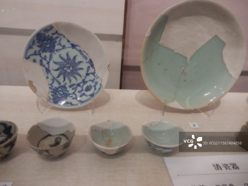 重庆市云阳县世界地质公园磐石城，云上天街“云阳版磁器口古镇”美食街 打铁花火焰高图片素材