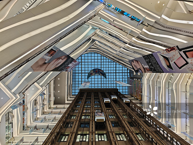 上海新世界城购物中心室内空间图片素材
