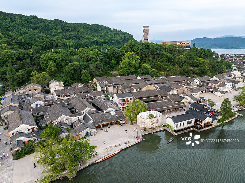 浙江宁波东钱湖建设村陶麓街区航拍图片素材