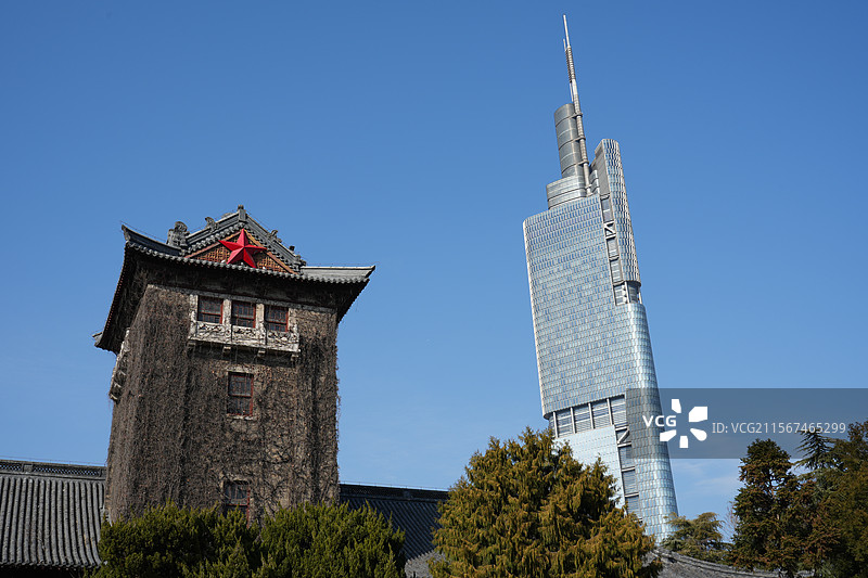 南京大学鼓楼校区北大楼图片素材