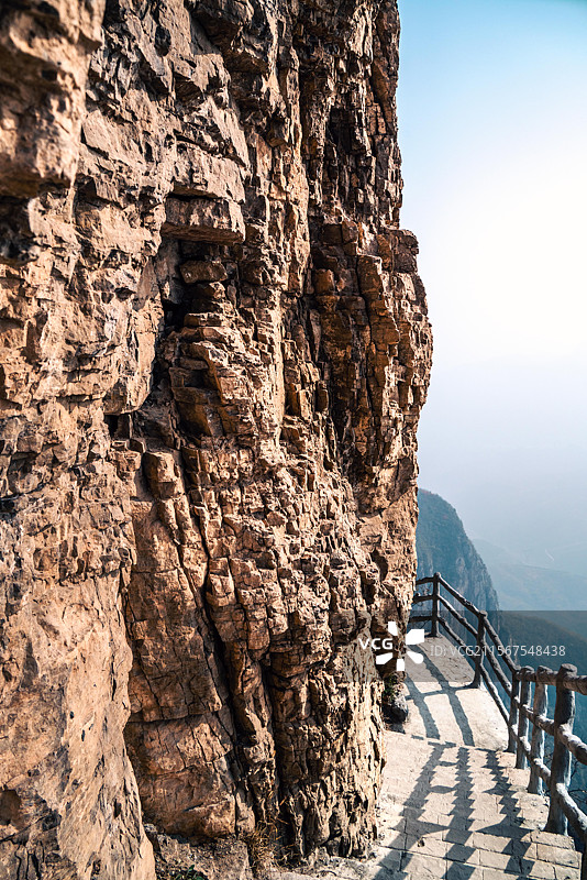 太行五指山 悬崖峭壁 云雾缭绕 奇石异景图片素材