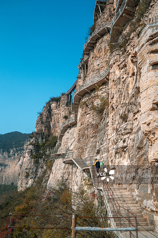 太行五指山 悬崖峭壁 云雾缭绕 奇石异景图片素材