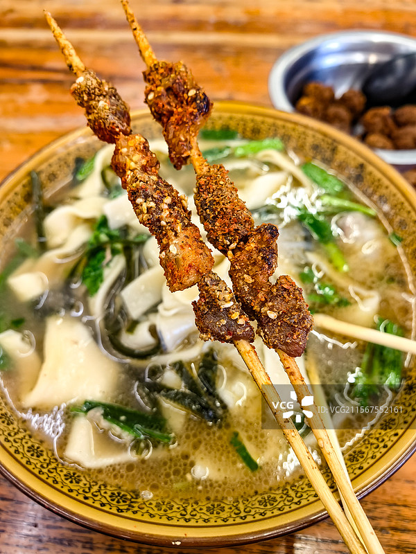 洛阳美食烤串加羊肉烩面小吃特写图片素材