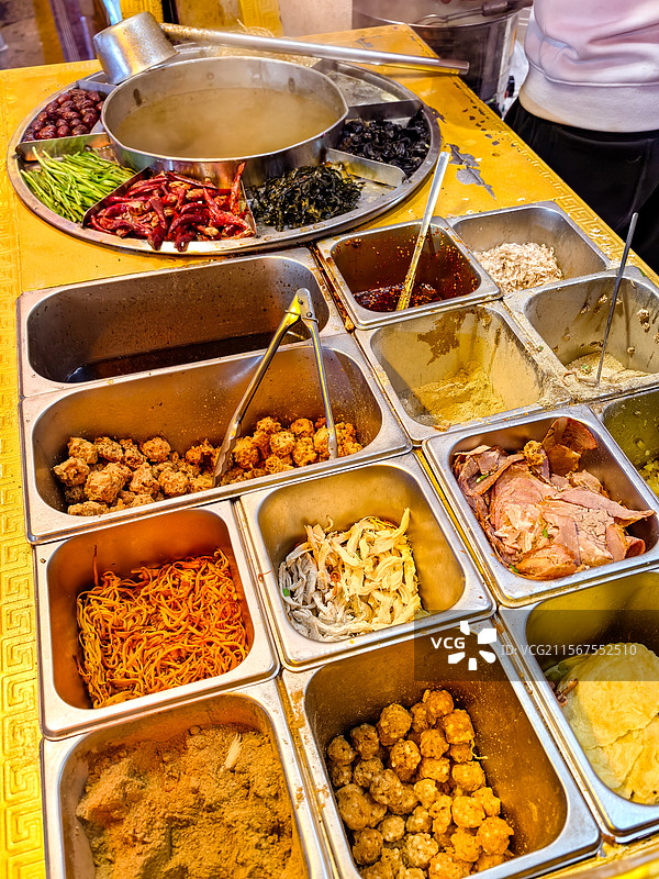 豫菜洛阳不翻汤特色美食小吃特写图片素材