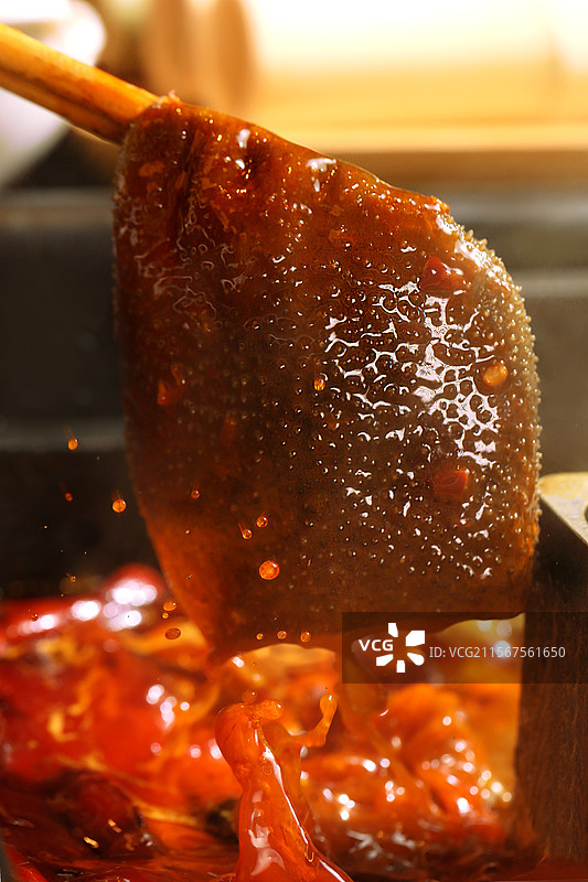 毛肚鲜毛肚新鲜毛肚手撕毛肚脆毛肚火锅涮菜牛油火锅毛刺水牛肚红油牛油辣椒水辣油图片素材