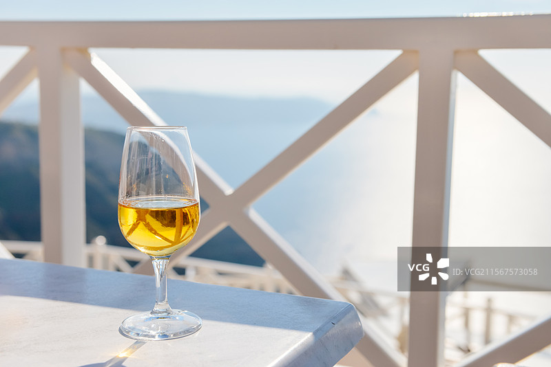 希腊圣托里尼岛圣托酒庄（Santo Wines）品质葡萄酒图片素材