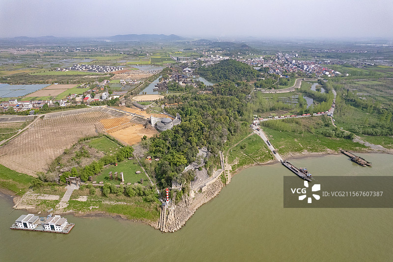 航拍湖北赤壁市三国赤壁古战场景区图片素材