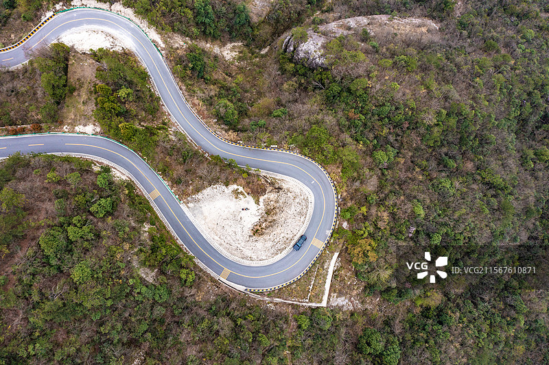 航拍湖南岳阳平江幕阜山风光图片素材