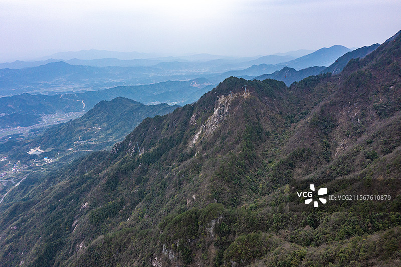 航拍湖南岳阳平江幕阜山风光图片素材