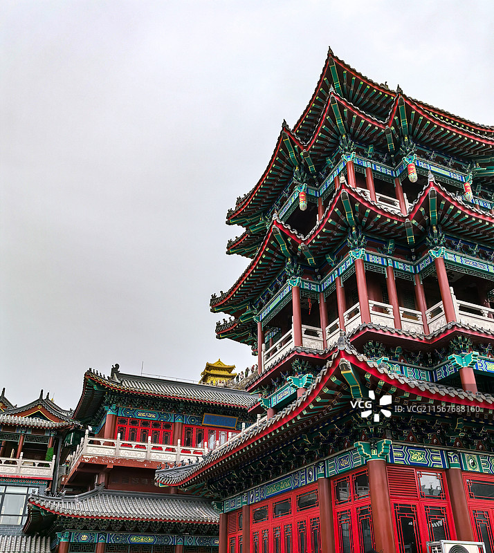 老君山山顶老君庙近景风光图片素材