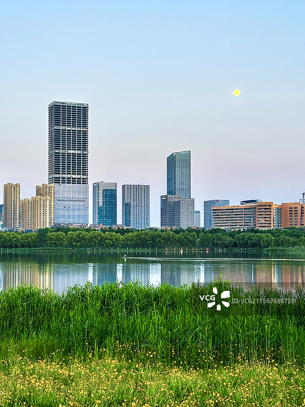 蓝调时刻的合肥高新核心区图片素材