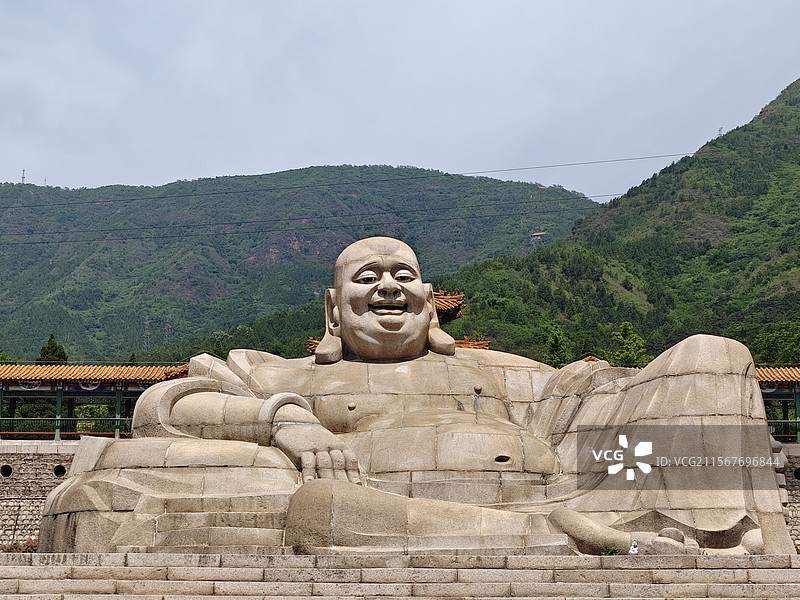 蟒山国家森林公园-弥勒佛图片素材