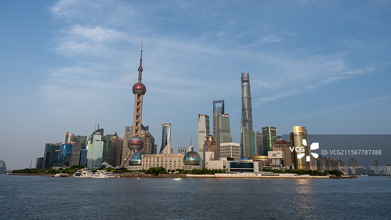 上海外滩拍陆家嘴全景图片素材