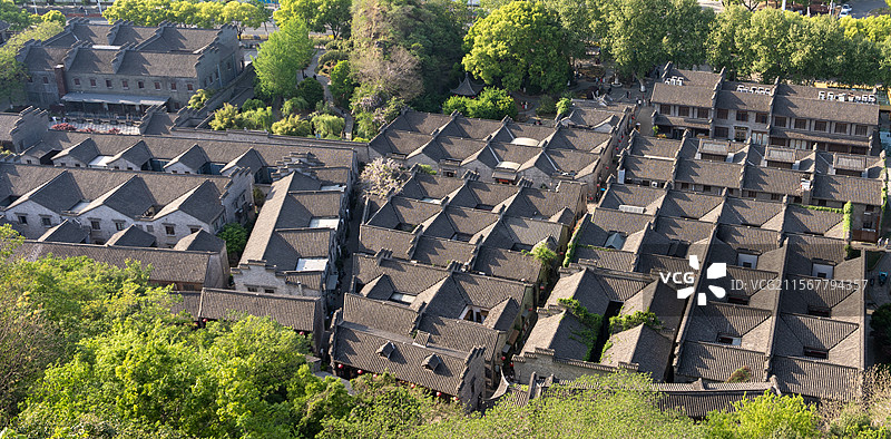 航拍视角下的西津渡图片素材