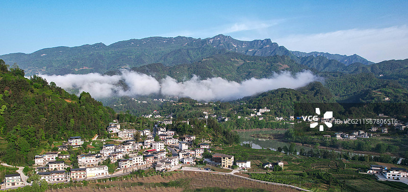 航拍湖北恩施市屯堡乡鸭松溪风光图片素材