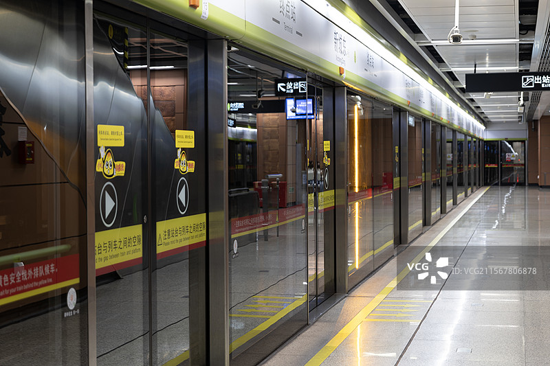 地铁站台图片素材