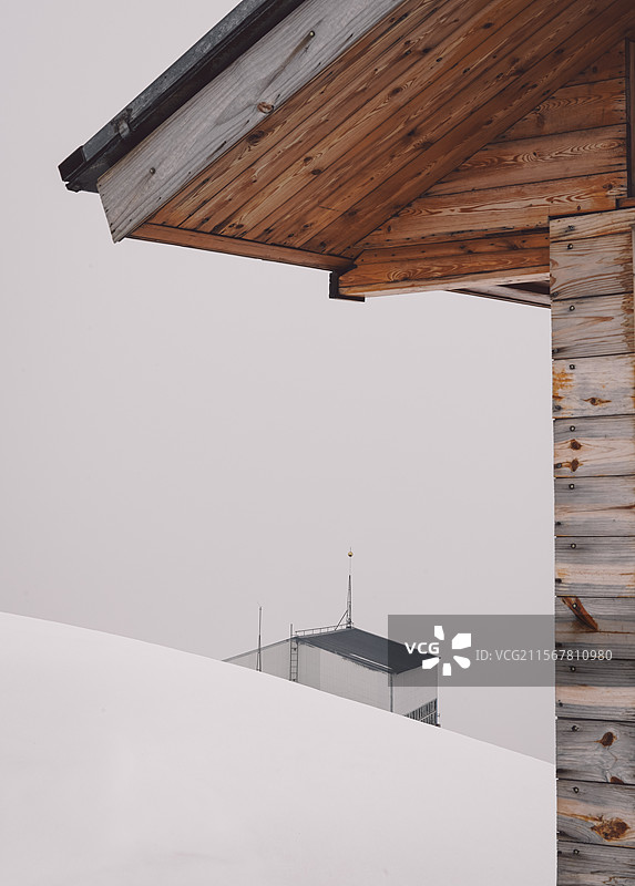 雪中的木屋图片素材