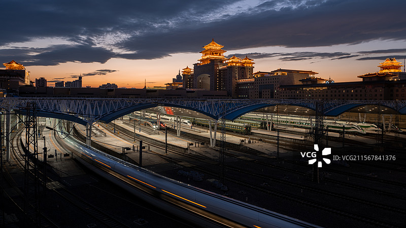 北京西站亮灯16:9图片素材