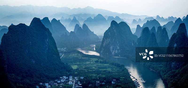 《阳朔相公山晨色》图片素材