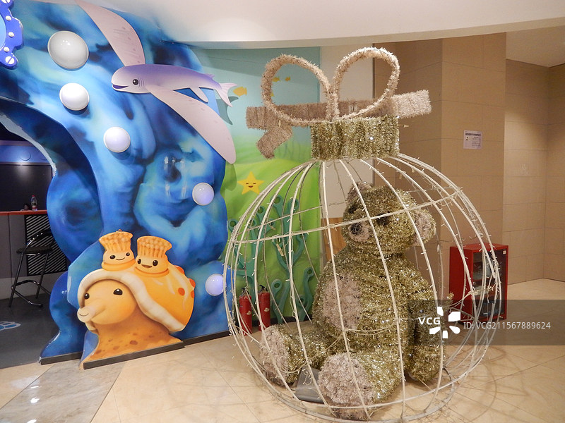 重庆市云阳县的商场超市蔬菜水果月饼西瓜图片素材