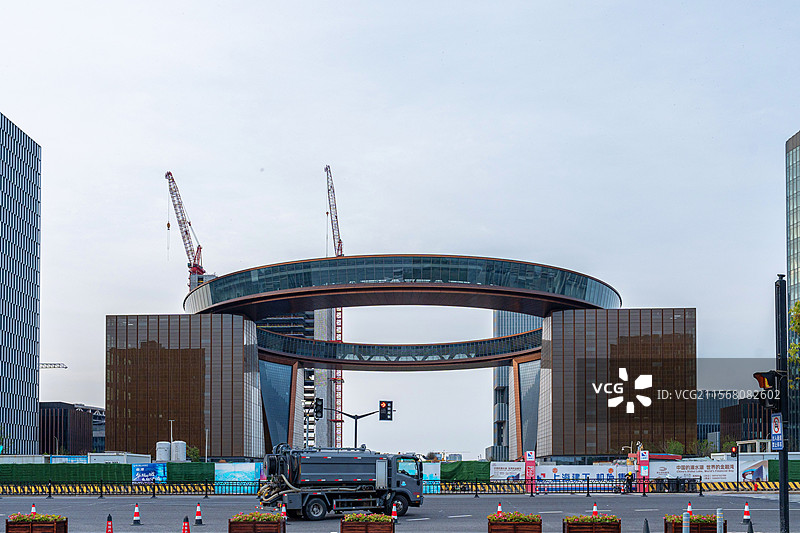 荣耀之环——城市地标建筑图片素材