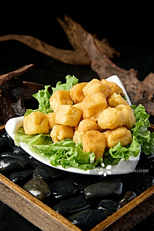 火锅打边炉食材油炸豆腐泡图片素材