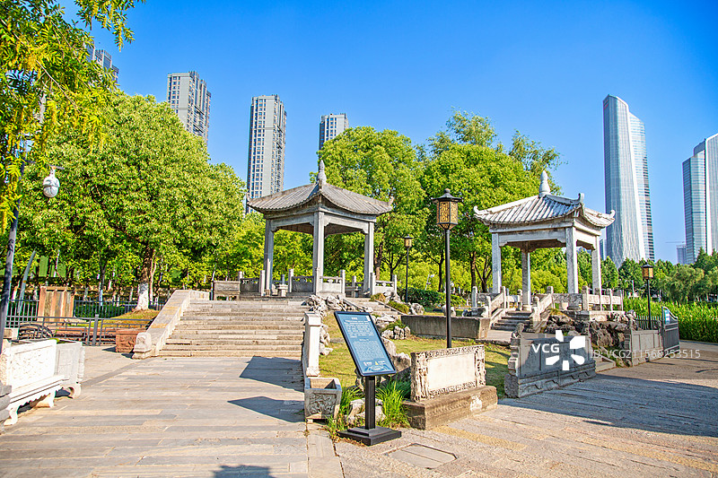 南京眼旅游区石雕园之石亭（徽州四绝之石雕）图片素材