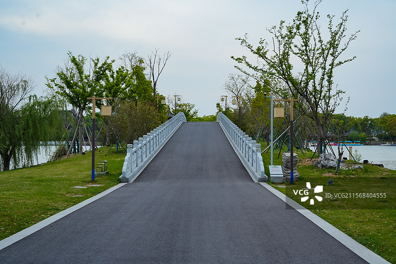 东钱湖陶公堤   浙江省宁波市东钱湖景区图片素材