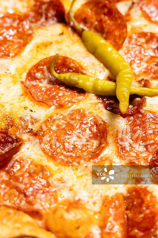 披萨比萨意大利披萨手工披萨黑松露蘑菇黑松露披萨腊肠披萨芝士披萨薄饼饼皮面饼饼烙饼马苏里拉芝士黑橄榄披图片素材