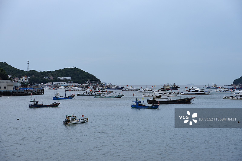 舟山小乌石塘风景区渔船船只停泊风景图片素材