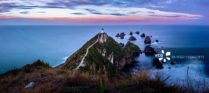 新西兰丁丁角灯塔图片素材