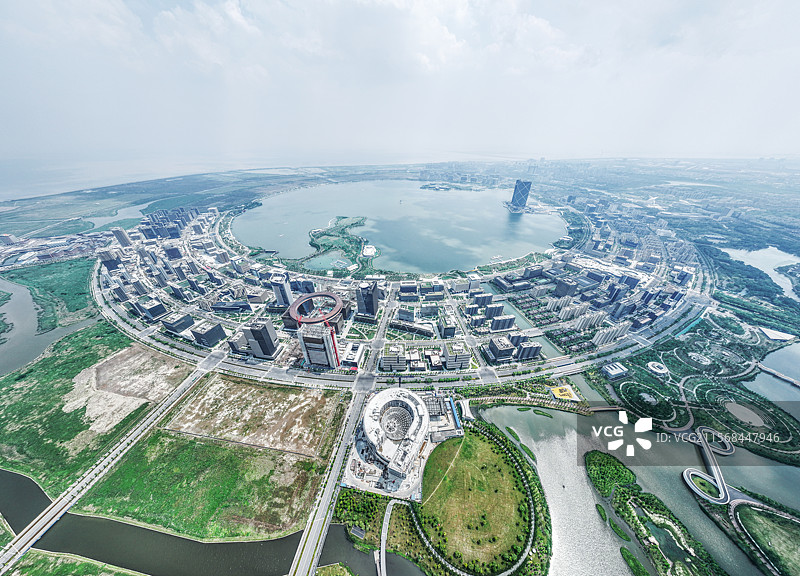 上海浦东南汇滴水湖临港新片区星空之境海绵公园天空城图片素材