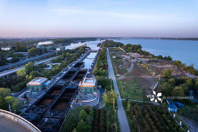 清晨的邵伯闸&京杭大运河图片素材