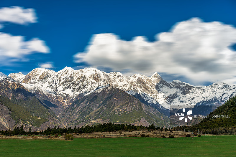 西藏林芝南迦巴瓦峰图片素材
