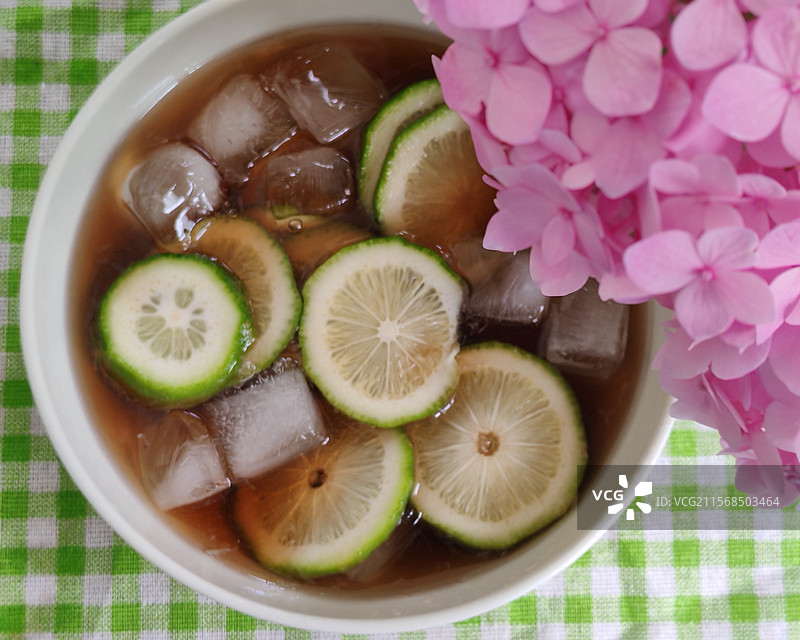 柠檬雪碧气泡水图片素材