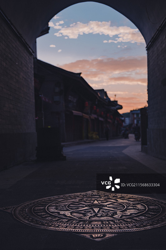 清晨的四川会理古城图片素材