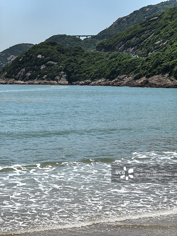 舟山大青山风景区青沙海滩海景浪花近景图片素材