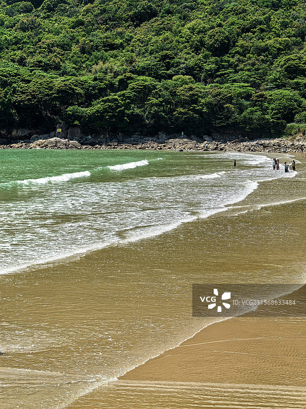 舟山大青山风景区青沙海滨沙滩海景浪花波涛全景风光图片素材