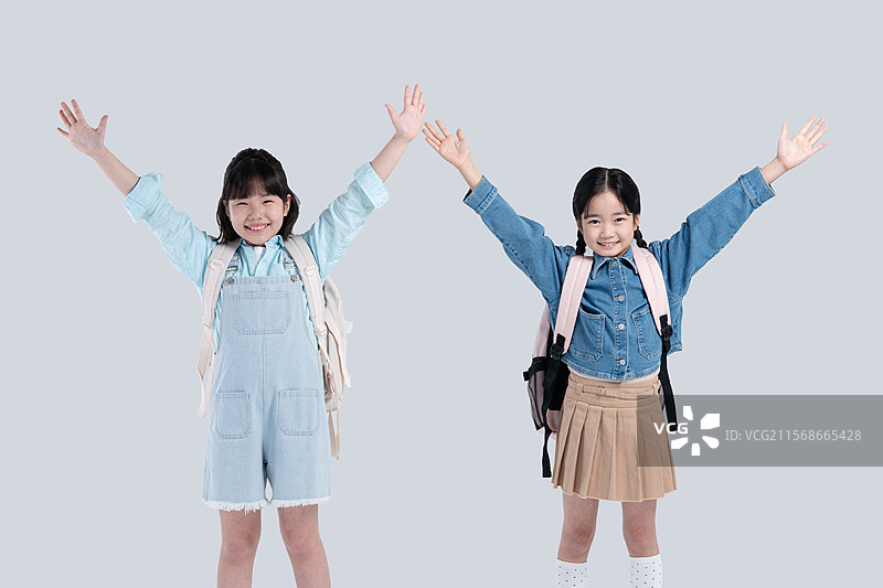 孩子们，小学生，基础教育，童年，手势，面部表情，朋友，团结图片素材