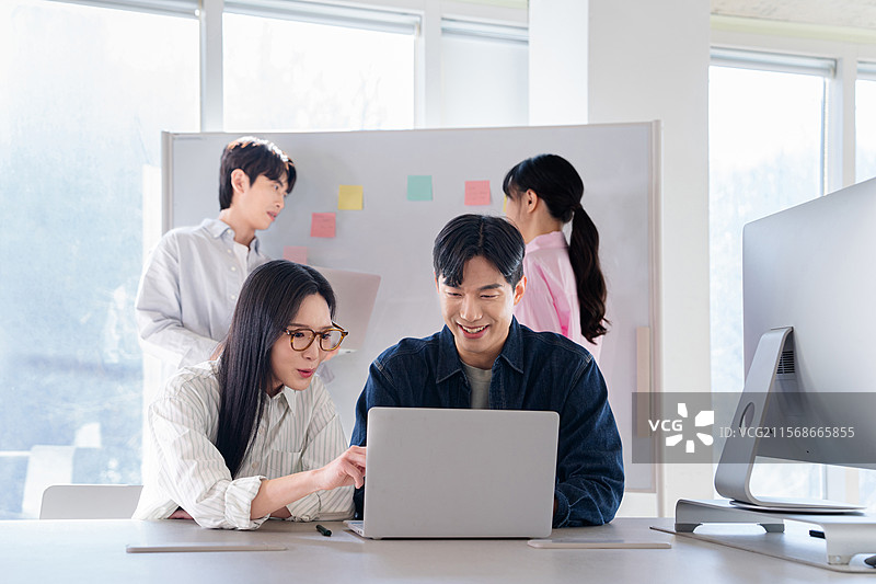 商业，商务休闲，成就，商务会议，同事，责任，男商人，女商人图片素材