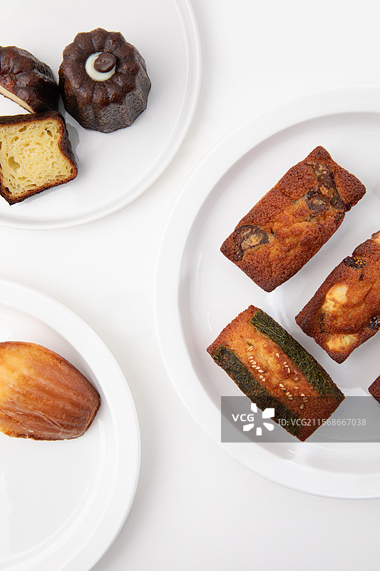 面包、小吃、卡内尔蛋糕、法式小蛋糕图片素材