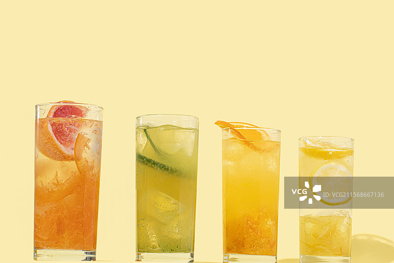 背景，物体，夏天，橙色汽水，橙汁，橙味饮料，柠檬汁，柠檬汽水，葡萄柚汁，青柠汁，水果图片素材
