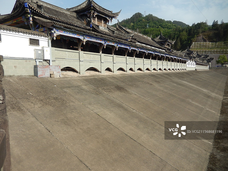 重庆开州区风雨廊桥国家水利部公布第十二批国家水利风景区名单，开县汉丰湖水利工程--水位调节坝在列图片素材
