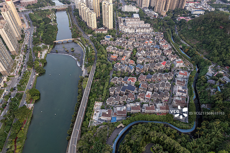 莆田绶溪公园附近的城市建筑垂直鸟瞰图图片素材