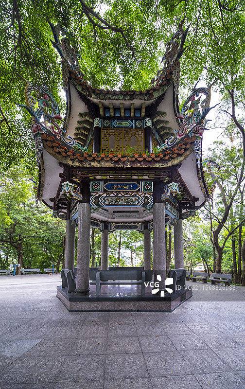 古朴厚重的福州市长乐区郑和公园明志亭的右侧视图图片素材