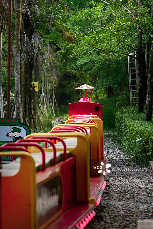 成都天府花溪谷小火车图片素材