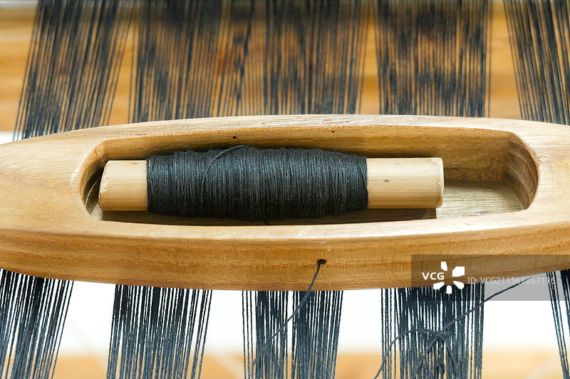 土家织锦手工艺人织布西兰卡普图片素材