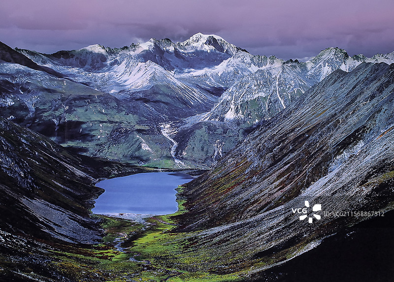 西藏拉姆拉错湖图片素材