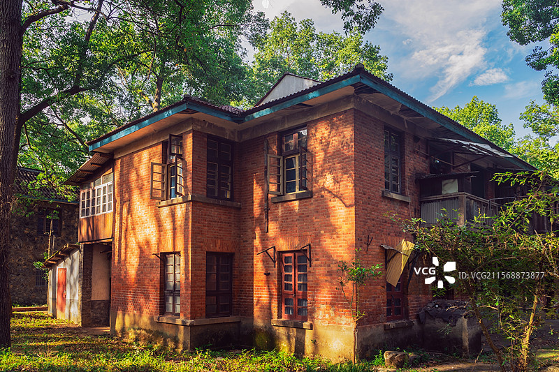 湖南辰溪861厂上世纪50年代外国专家楼工业遗产实景图片素材